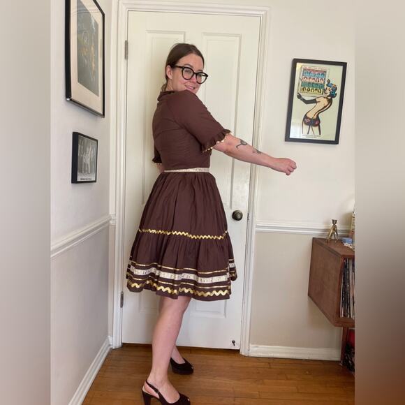 50s Vintage Western Patio Set - Picture 3 of 9